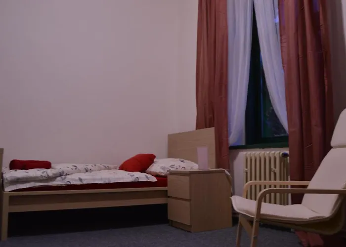 Hotel*** Cesky Dum Hotell